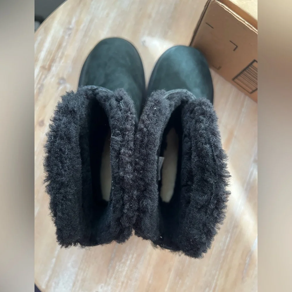 UGG x TELFAR Logo Mini in Black Women’s Size 7 New